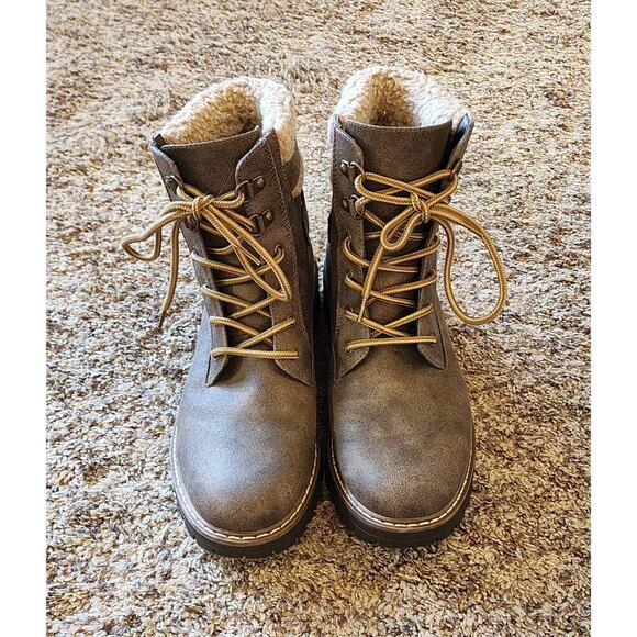 White Mountain Shoes - Cliffs White Mountain Meldon Brown Hiker‎ Boots Size 8 Fleece Lined NWOT